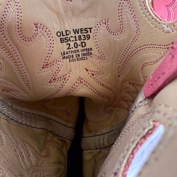 EUC OLD WESTERN GIRLS' WESTERN BOOTS - BROAD SQUARE TOE Size 2.0 D - Picture 5 of 6